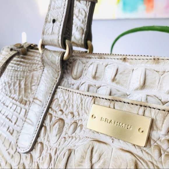 ❌SOLD❌ BRAHMIN Medium Camille Tote - Picture 2 of 16